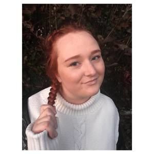 Meet your Posher, Michaela